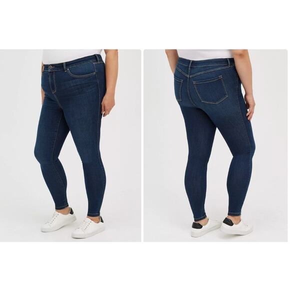 NWT Torrid MidFit Super Soft Skinny Fit Jeans in Lunation Women's‎ Size 24T - Picture 1 of 8